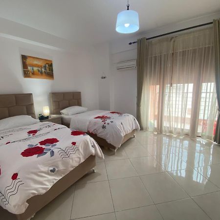 Currila Beach Apartment Durrës Exterior foto